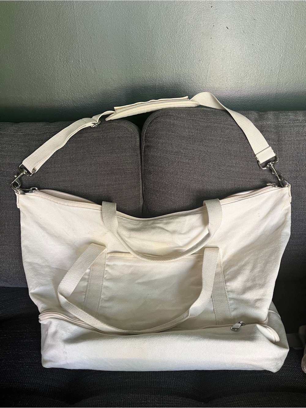 Lo & Sons Catalina Deluxe Small Natural Canvas Weekender